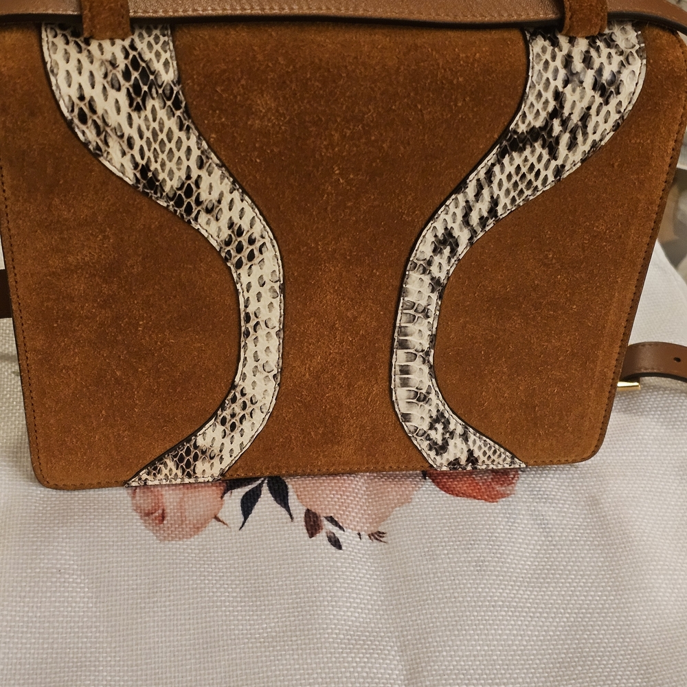Gucci Brown Suede Shoulder Bag - Picture 10 of 16
